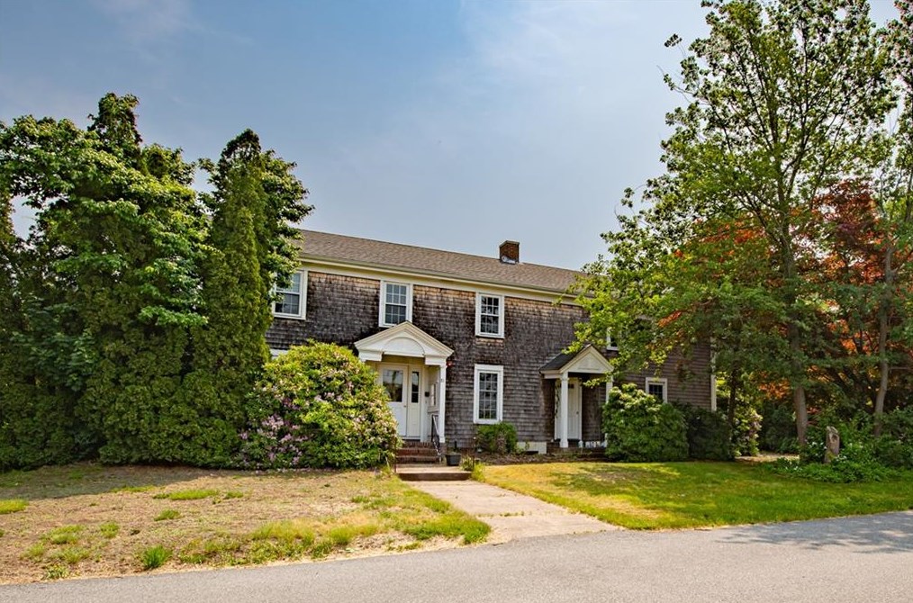 81 Bristol Ferry Rd, Portsmouth, RI 02871