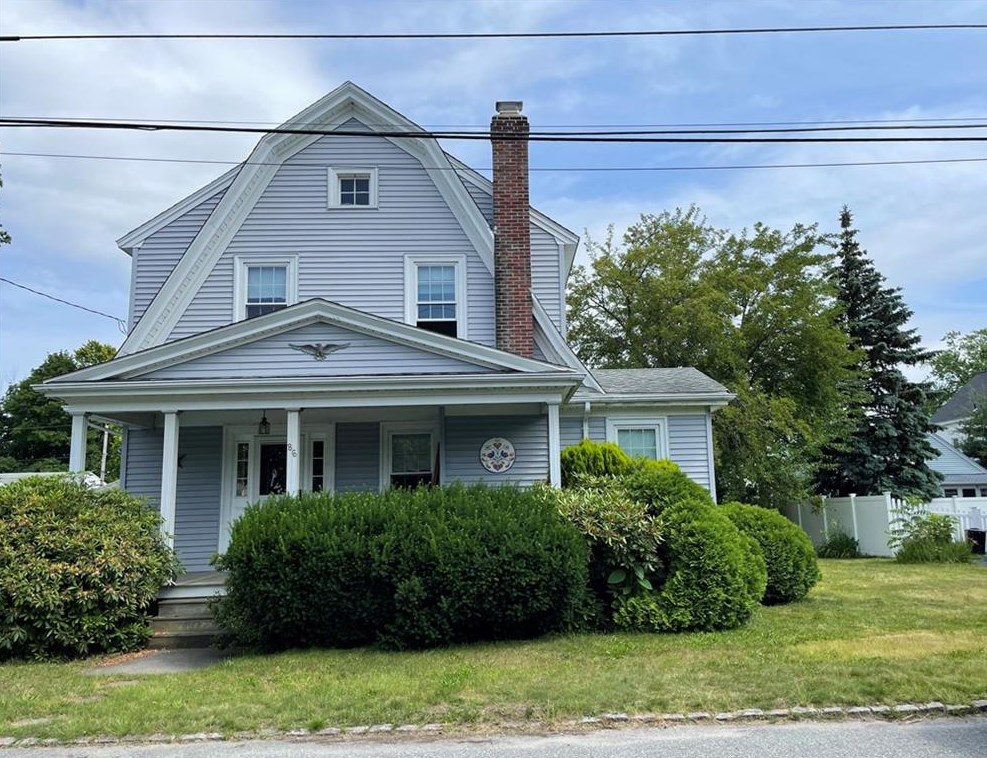 86 Doane St, Cranston, RI 02920