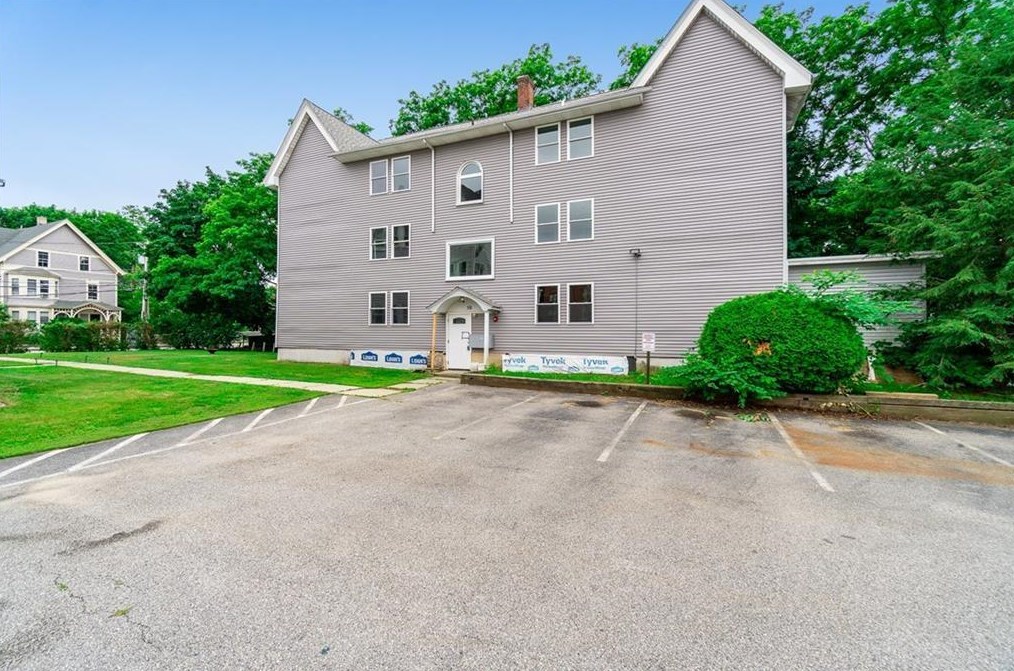 58 Harrison Ave #2r, Woonsocket, RI 02895