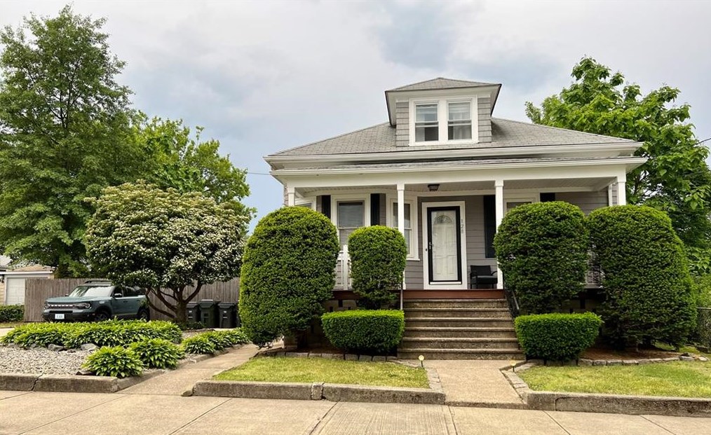 128 Dante St, Providence, RI 02908