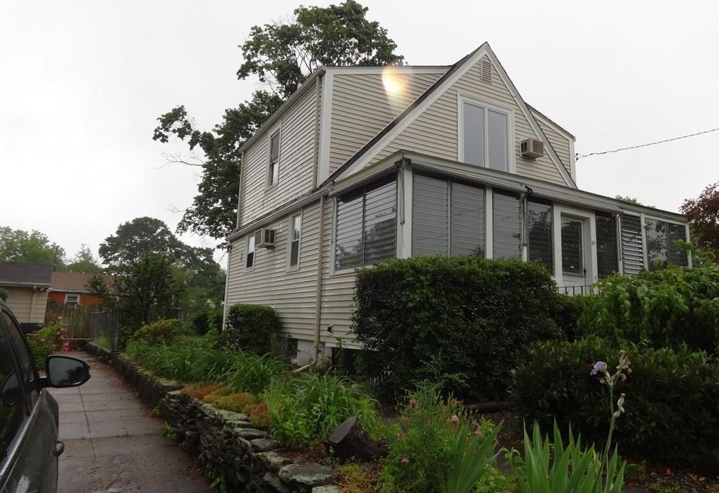 30 Home Ave, Warwick, RI 02889
