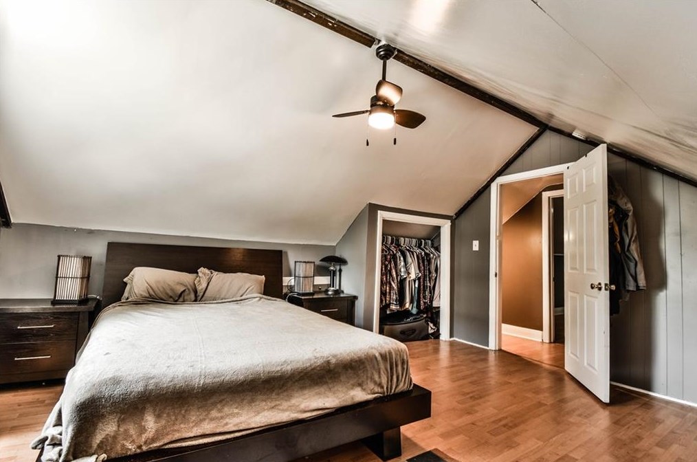 18 Oriole Ave, West Warwick RI  02893-6041 exterior