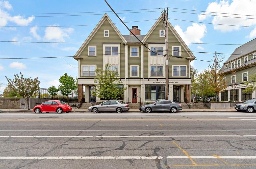 231 Douglas Ave #r1, Providence, RI 02908