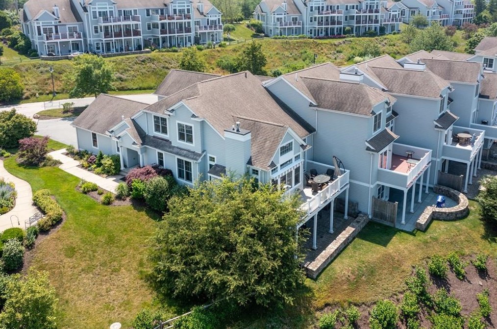 29 Cutter Ln #120, Tiverton, RI 02878