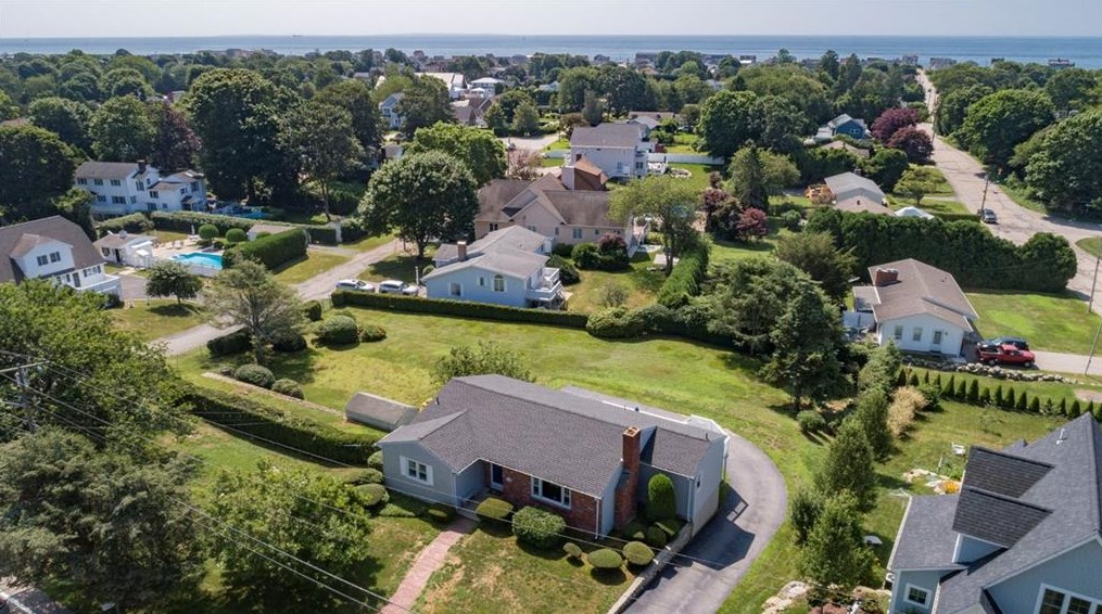 47 Shore Rd, Westerly, RI 02891