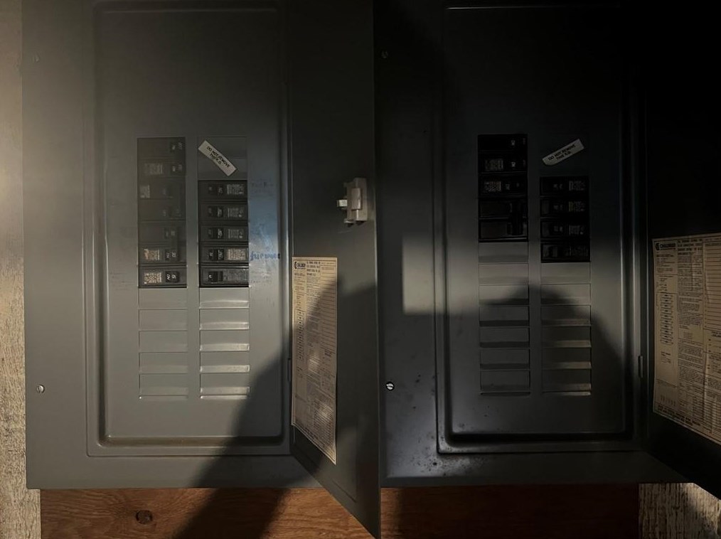 84 Summer St, Cranston RI 02910-5737 exterior