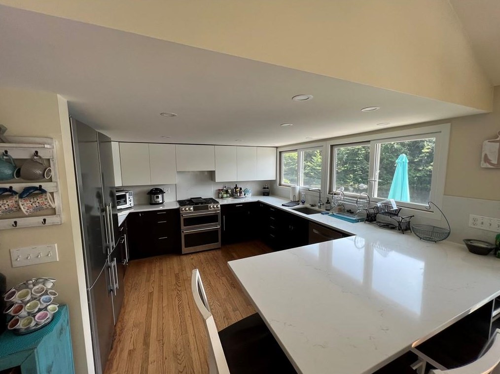 45 Berrie Ln, Hopkinton, RI 02873