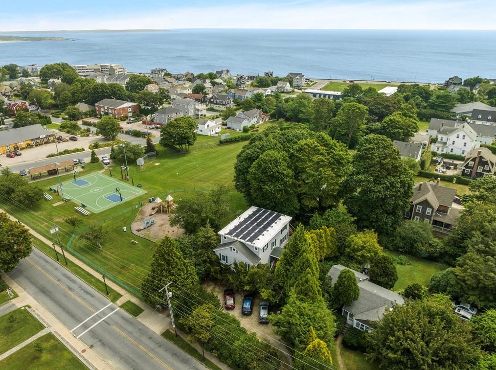 172 Boon St, South Kingstown, RI 02882