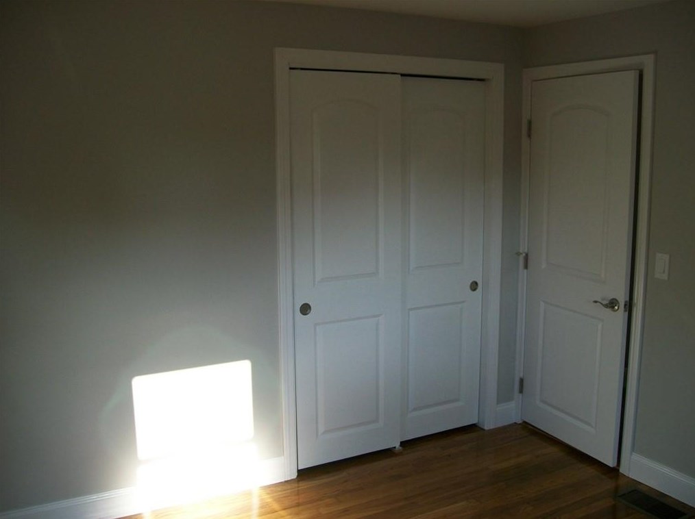 124 Hazelton St, Cranston RI 02920-4816 exterior