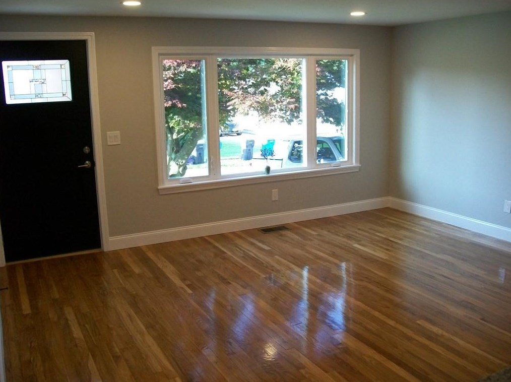 124 Hazelton St, Cranston RI 02920-4816 exterior