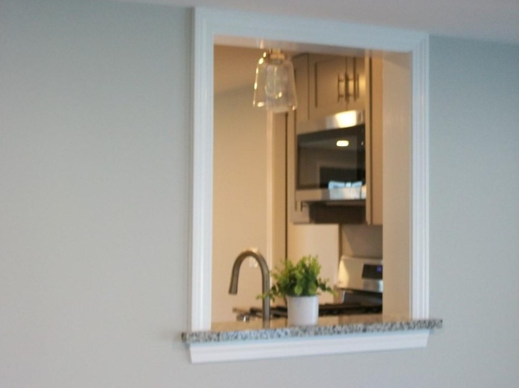 124 Hazelton St, Cranston RI 02920-4816 exterior