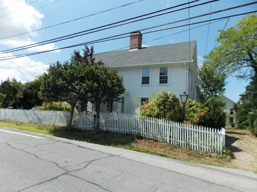 495 Main St, Hopkinton, RI 02804