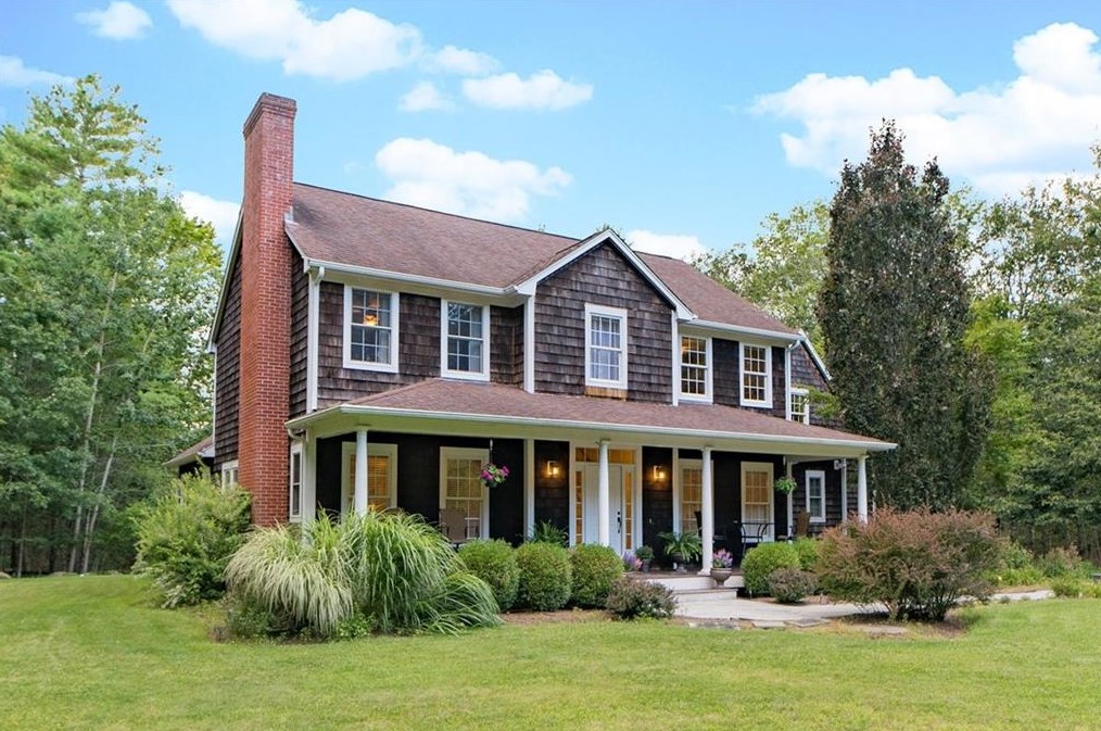 233 Bell Schoolhouse Rd, Richmond, RI 02892
