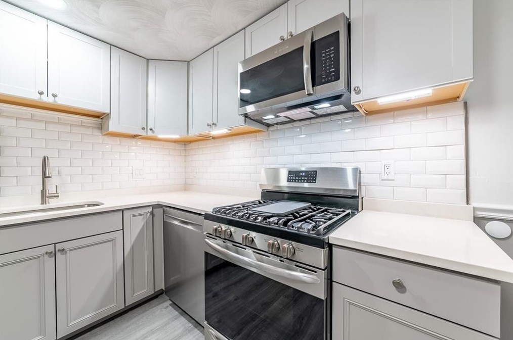 5 Cynthia Dr #14, Providence, RI 02911
