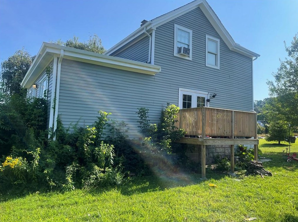 11 A Connell St, Tiverton, RI 02878