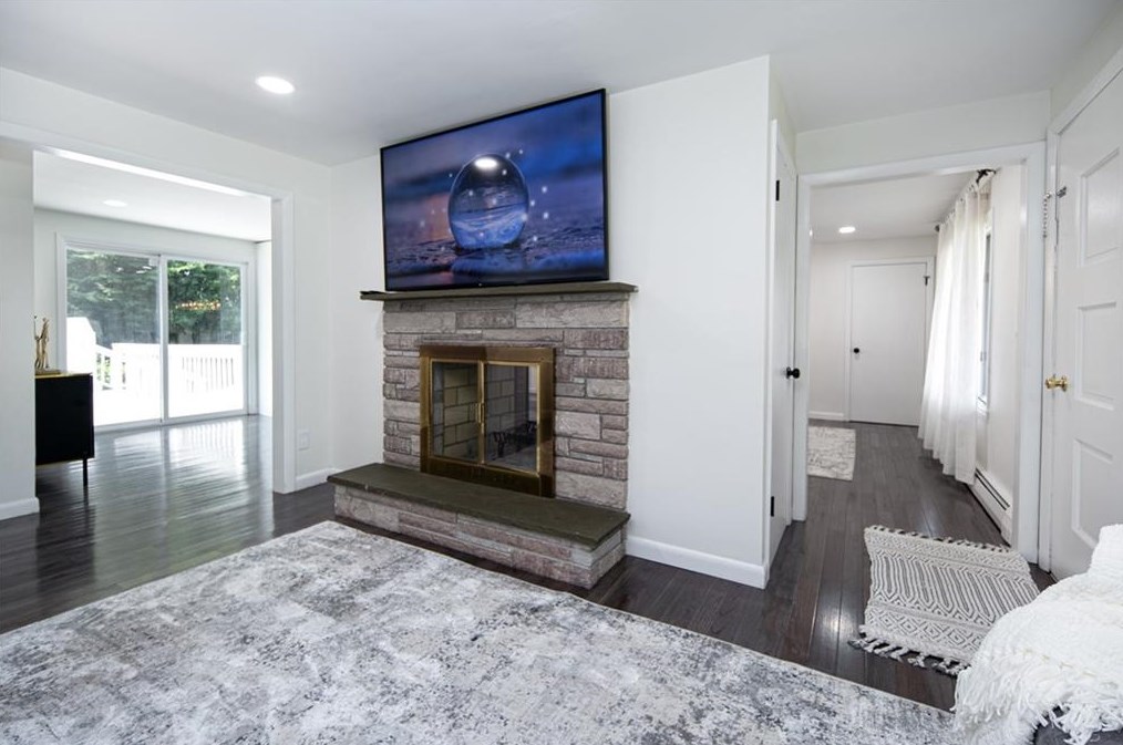 80 Gaudet St, Providence RI  02911-2212 exterior