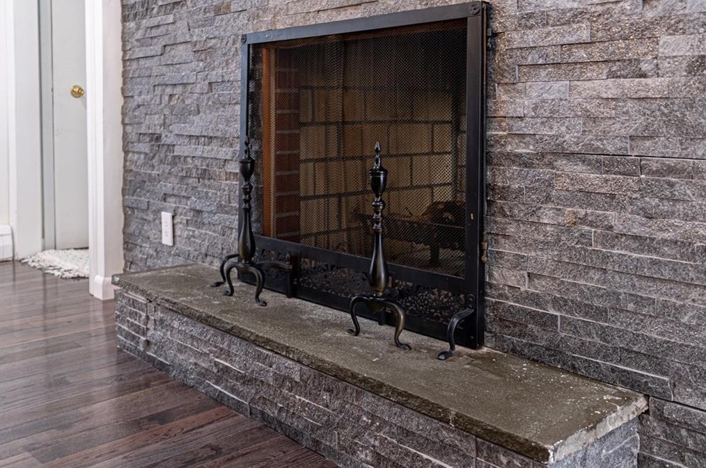 80 Gaudet St, Providence RI  02911-2212 exterior