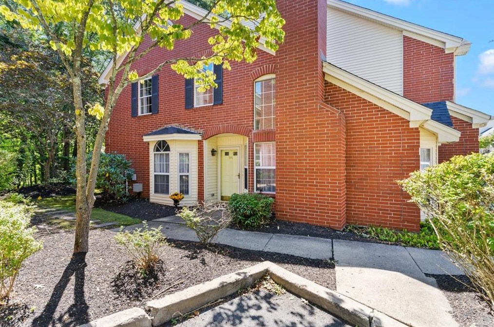 626 Smithfield Rd #506, Providence, RI 02904