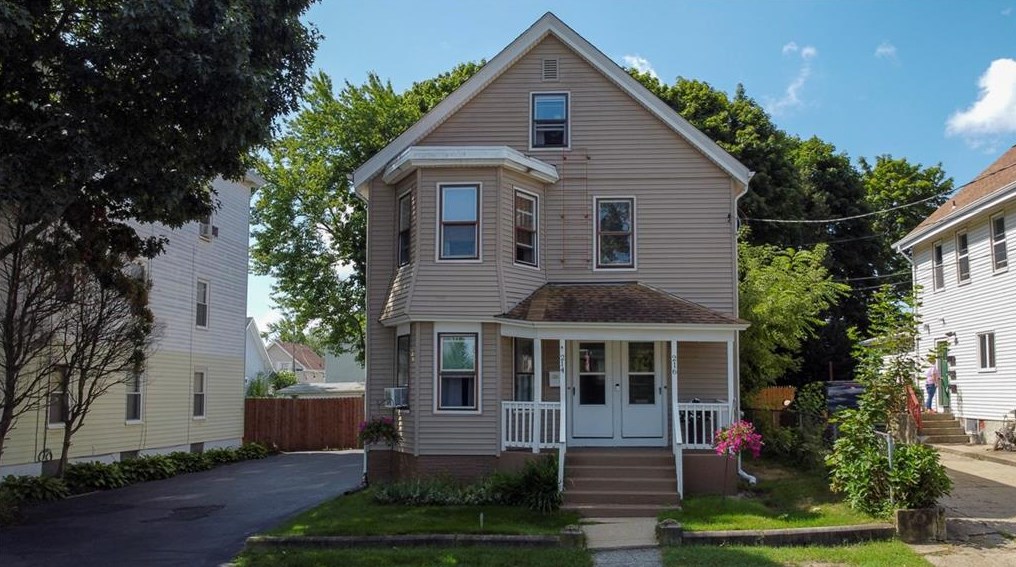 214 Morris Ave, Pawtucket, RI 02860 exterior