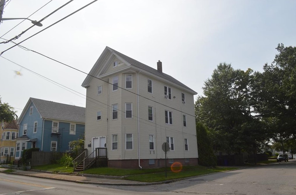 157 Glenbridge Ave, Providence, RI 02909