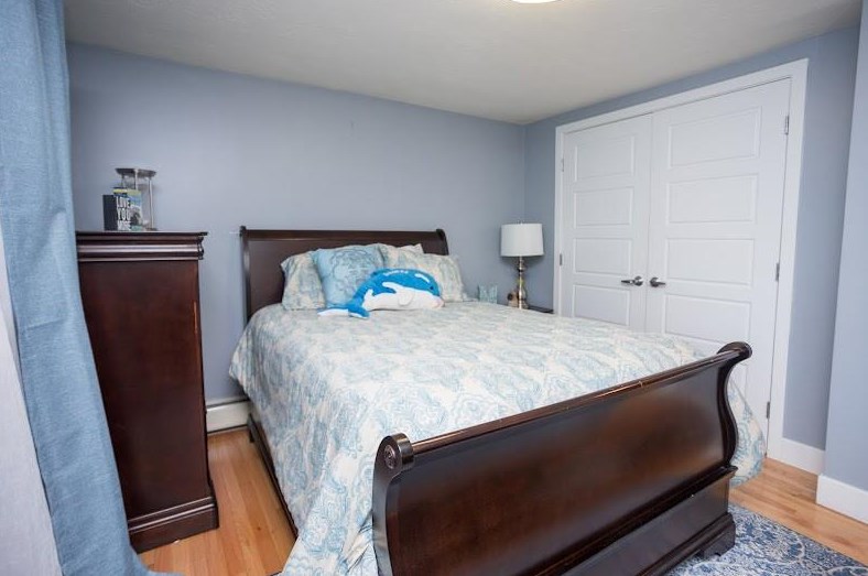56 Vineland Ave, East Providence RI  02916-3125 exterior