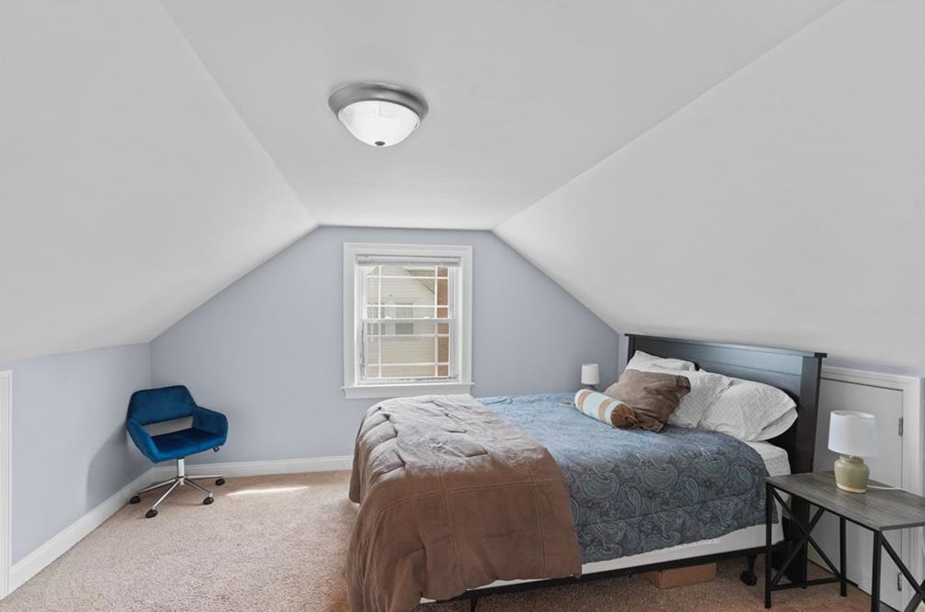 131 Chandler Ave, Cranston RI  02910-2505 exterior
