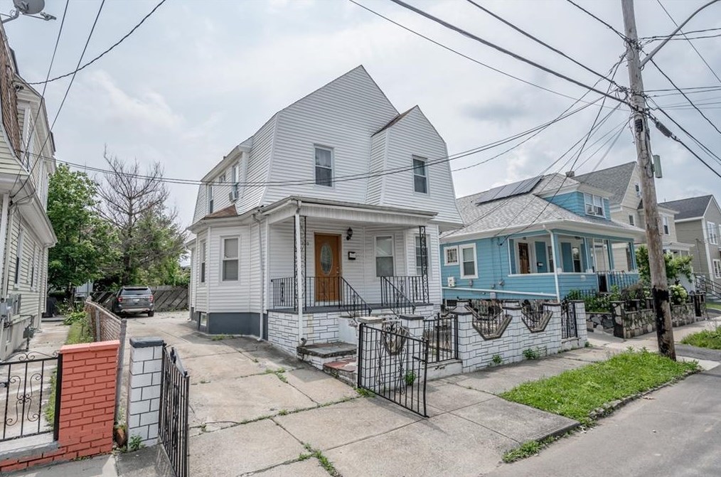 270 Indiana Ave, Providence, RI 02905