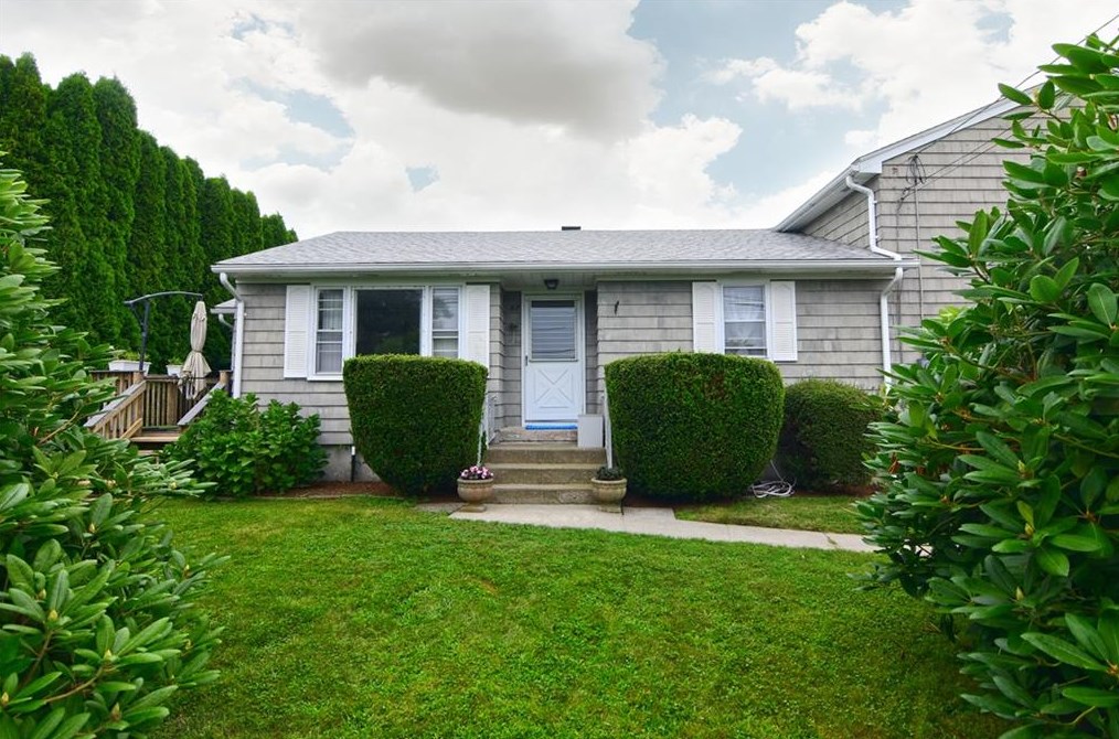 87 Conch Rd, South Kingstown, RI 02882