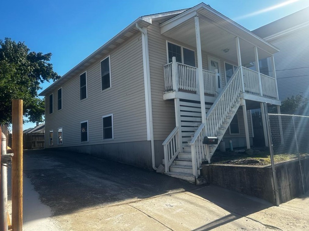 244 Sayles St, Providence, RI 02905