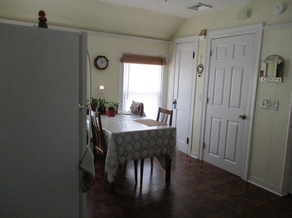 170 Oakland Ave #2nd Floor, Pawtucket, RI 02861
