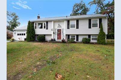 7 Brookwood Road, Warwick, RI 02889 - Photo 1