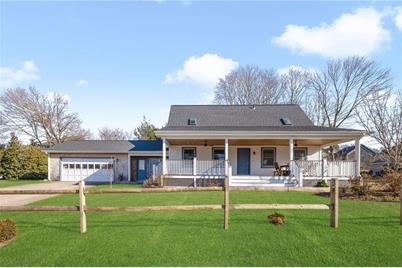 9 Pleasant View Avenue, Jamestown, RI 02835 - Photo 1