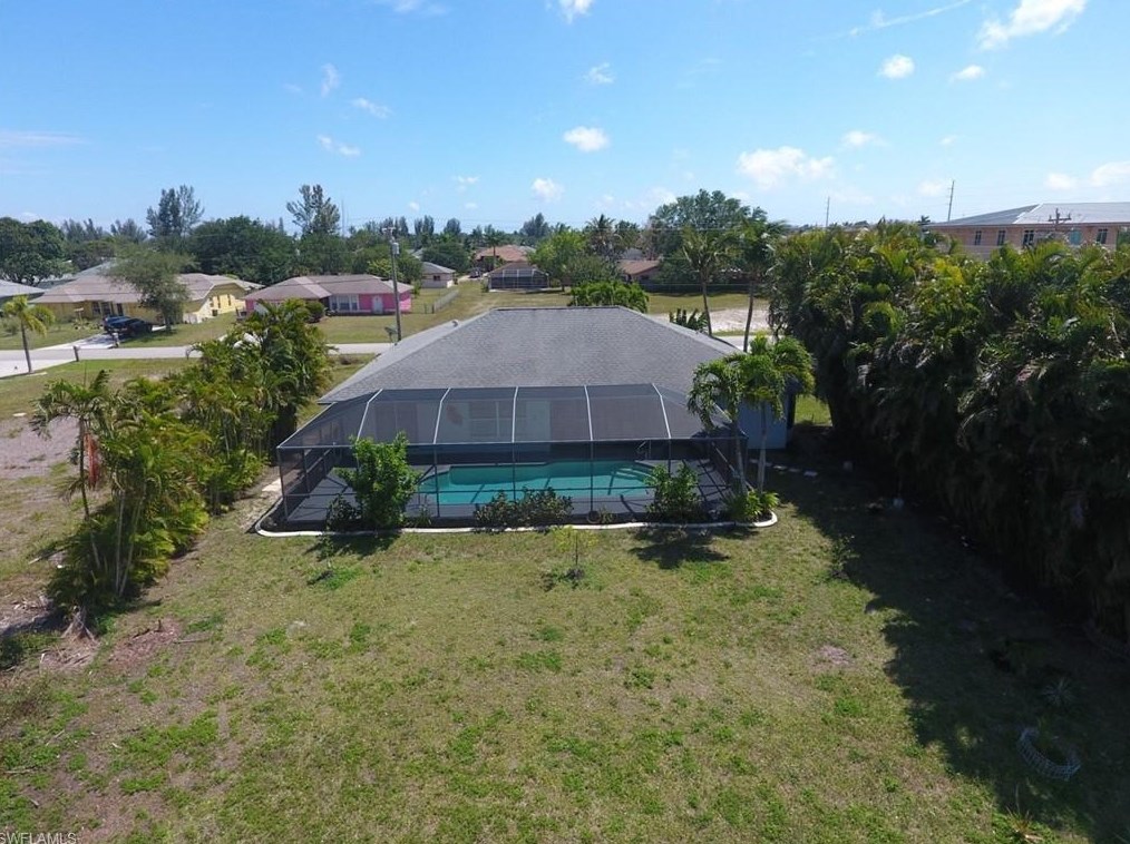 121 21st St, Cape Coral FL  33990-4374 exterior