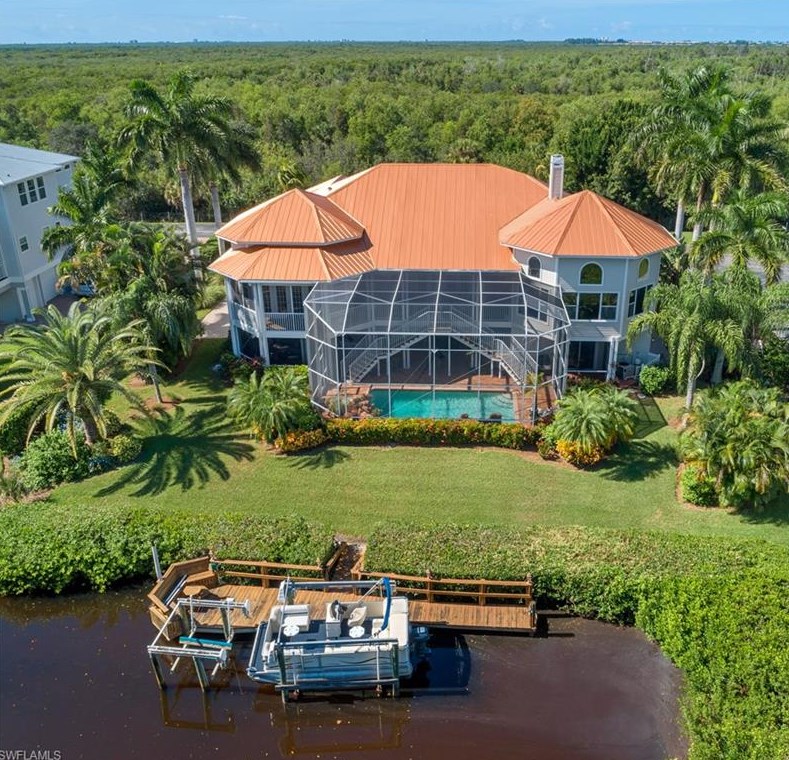 6501 Jacobs Dr, Fort Myers, FL 33908-4690