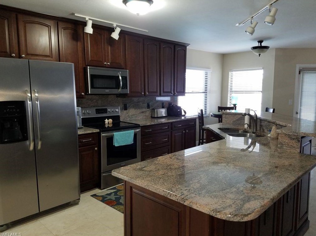 3617 Se 3rd Ave, Cape Coral, FL 33904