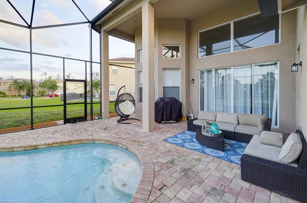 11084 Sparkleberry Dr, Fort Myers, FL 33913