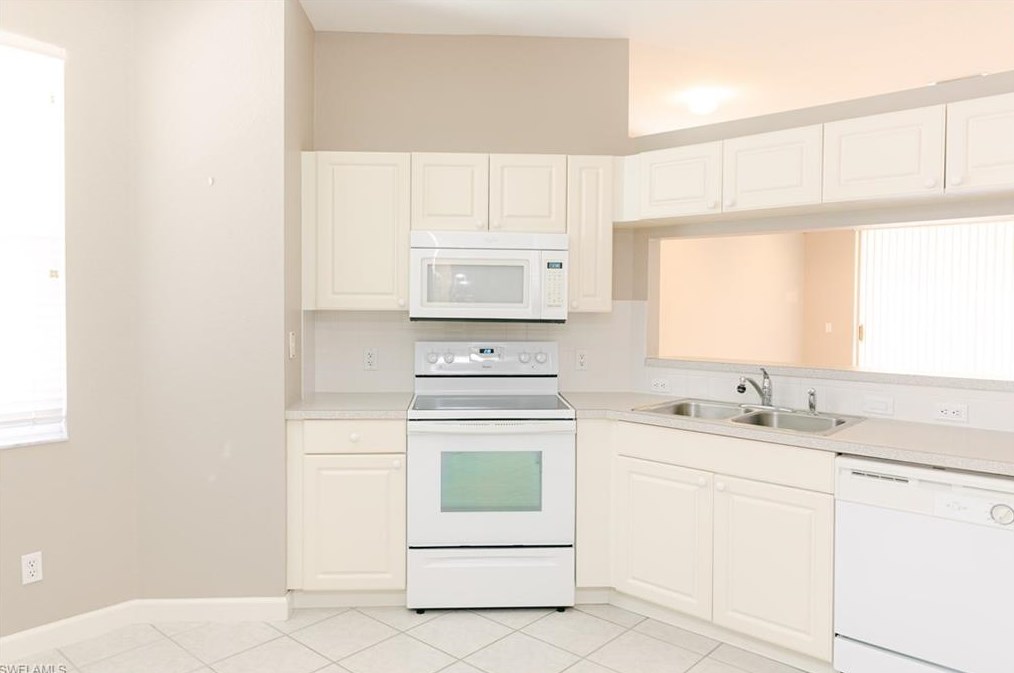 13620 Gulf Breeze St, Fort Myers, FL 33907-1835