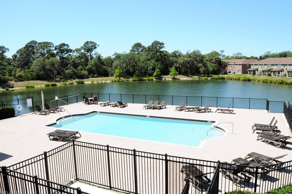 15061 Caspian Tern Ct, Fort Myers FL  33917-7821 exterior