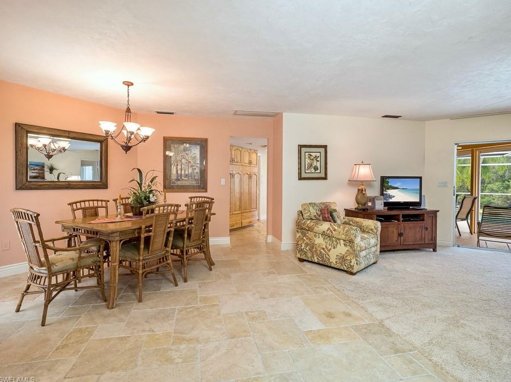 5423 Brandy Cir, Fort Myers, FL 33919-2219