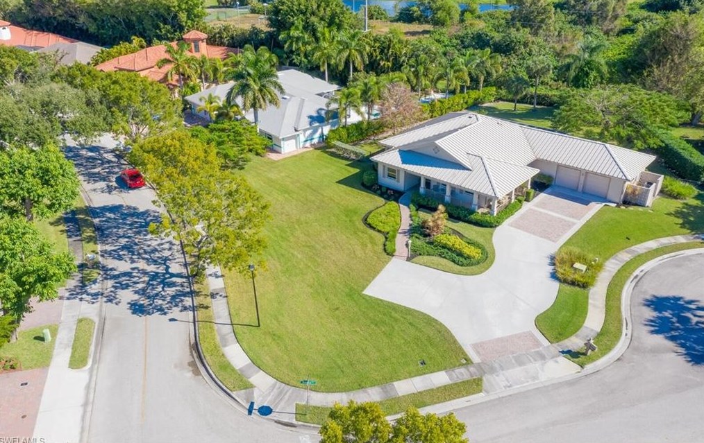 1551 Bamboo Cir, Fort Myers, FL 33901-9607