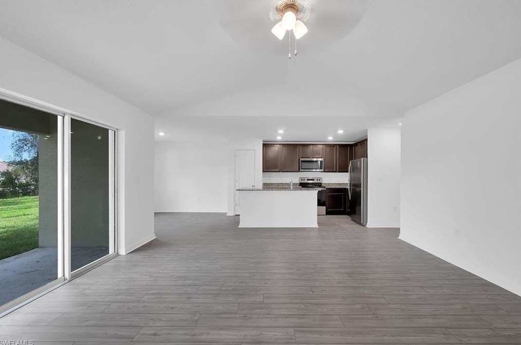 4060 36th Ave, Cape Coral, FL 33993-0074
