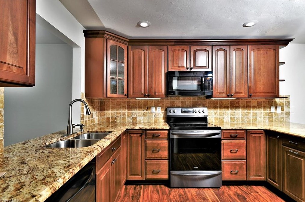 1429 Thistledown Way, Fort Myers, FL 33901-9624