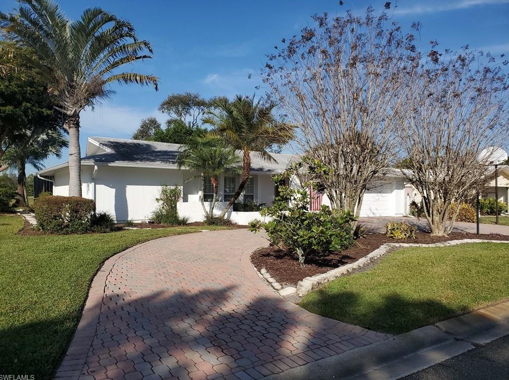 5322 Shalley Cir, Fort Myers, FL 33919-2226