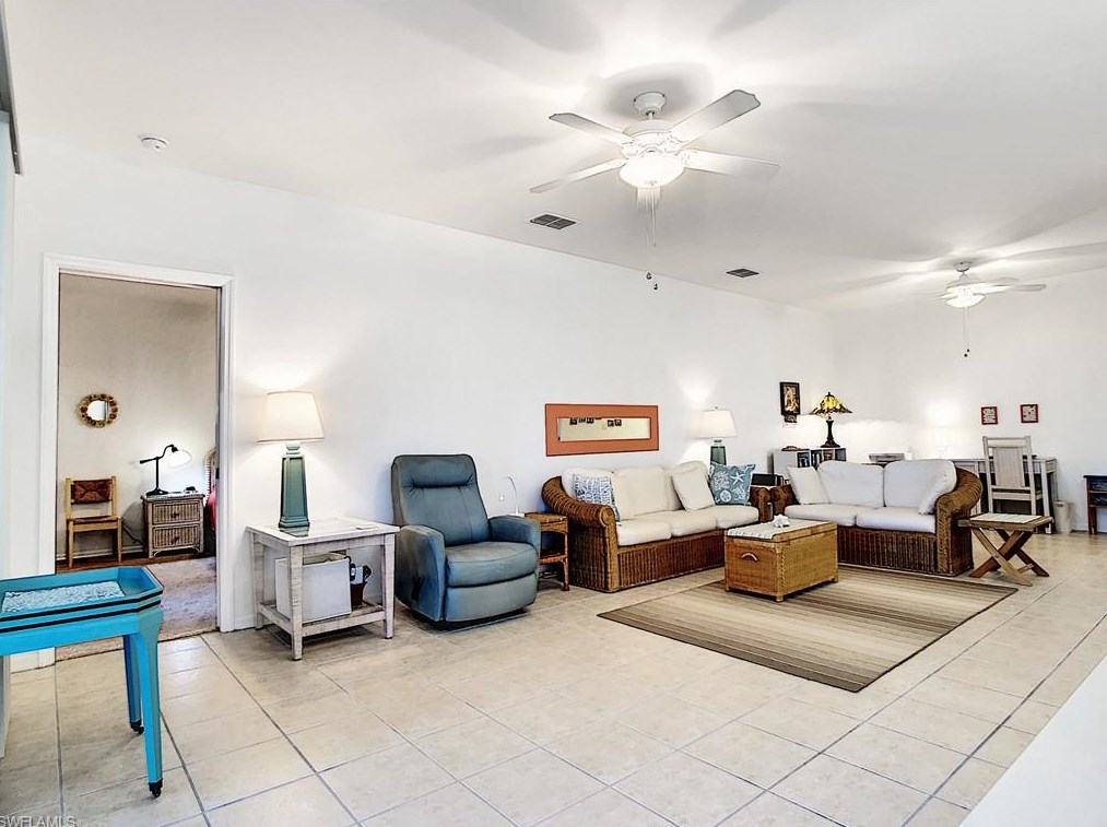 14641 Glen Cove Dr, Fort Myers, FL 33919-7440