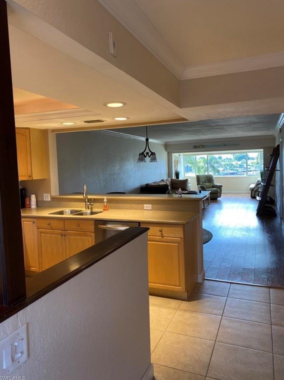 4309 Mariner Way, Fort Myers, FL 33919-6027