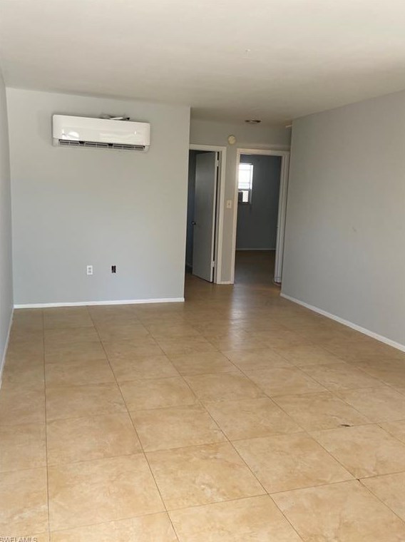 1947 Ricardo Ave Apt 4, Fort Myers, FL 33901