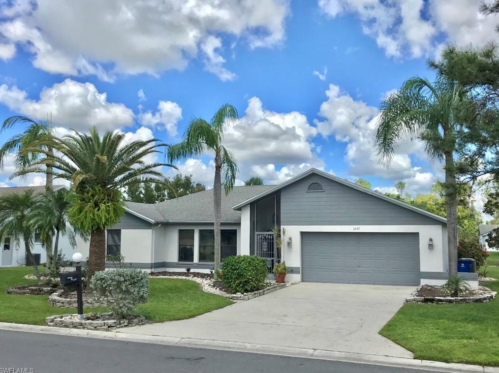 6645 Wakefield Dr, Fort Myers, FL 33966-1550