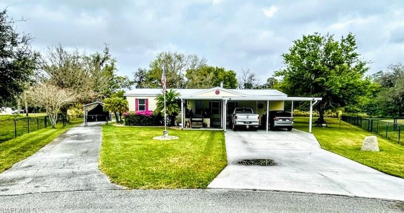 540 Brittany Ln, Labelle, FL 33935-6084
