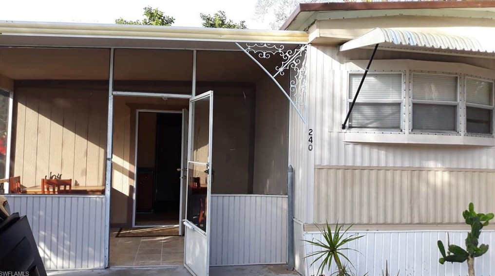240 State St, Fort Myers, FL 33903-3341