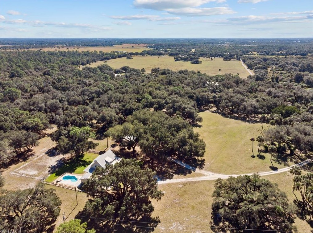 19500 Armeda Rd, Alva FL  33920-3126 exterior